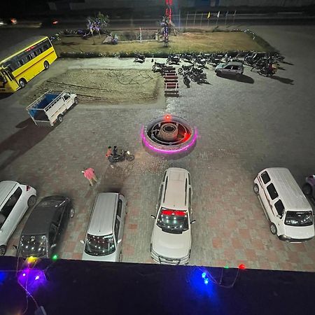 Kesar Hotel Viramgam Екстериор снимка